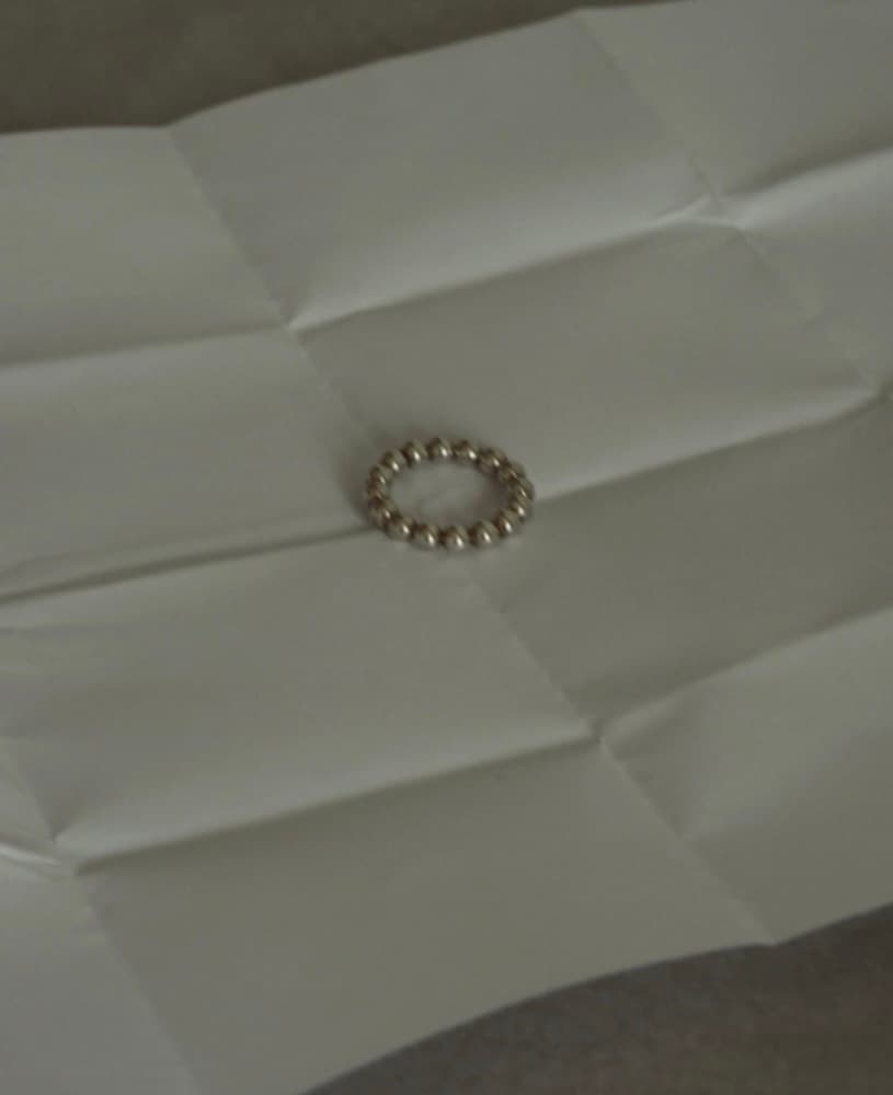 05 · Pearl. Silver.